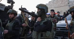 العراق يتسلم دفعة من سجناء تنظيم الدولة بتنسيق أميركي سوري