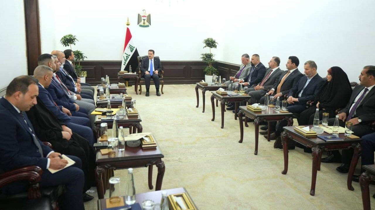 نواب تيار الحكمة في مكتب السوداني للتباحث بشأن تنسيق المواقف