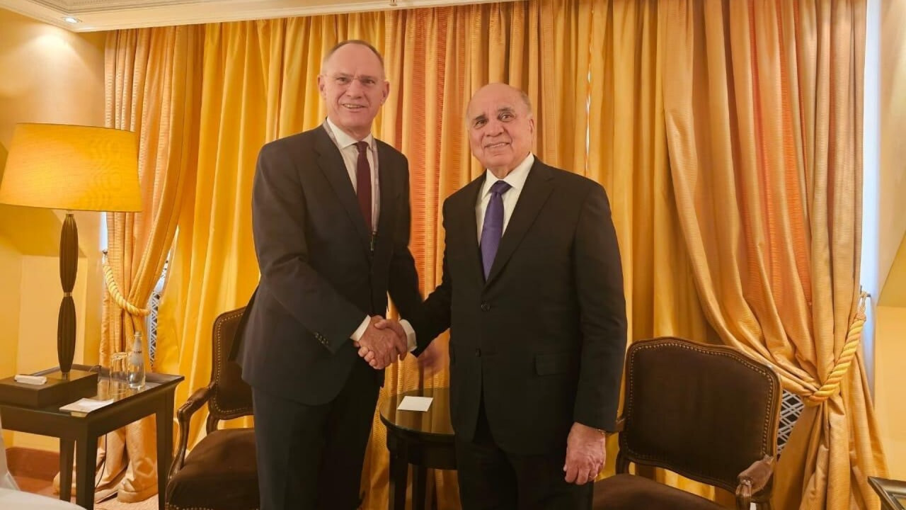 من بغداد إلى فيينا.. وزير الخارجية يدعو النمسا لإعادة فتح خط الطيران المباشر