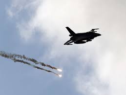 صقور الجو يدكون أوكار داا في صحراء غرب نينوى