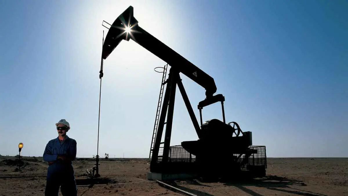 النفط العراقي يواصل الارتفاع في الأسواق العالمية