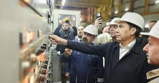 خبراء نفط إيطاليون وبريطانيون يغادرون البصرة براً